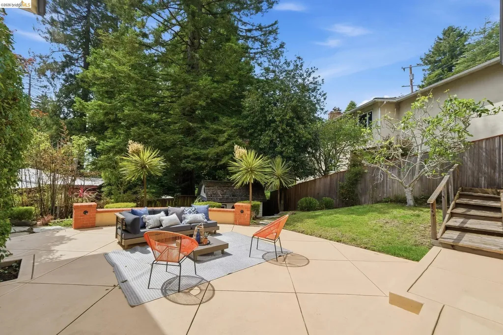 64 Highgate Road Kensington CA 94707