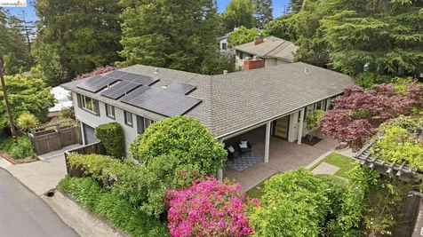 64 Highgate Road Kensington CA 94707