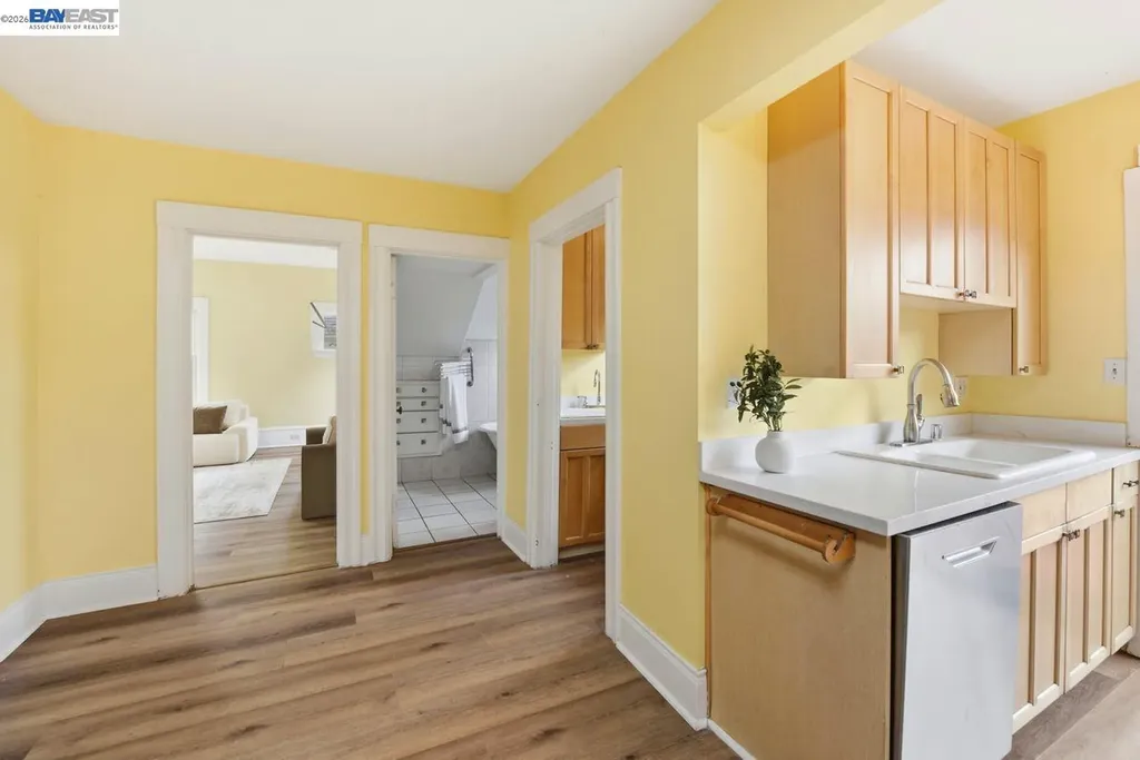 359 Parrott Street San Leandro CA 94577