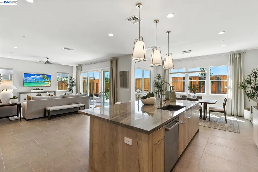 1589 Strathaven Place Brentwood CA 94513