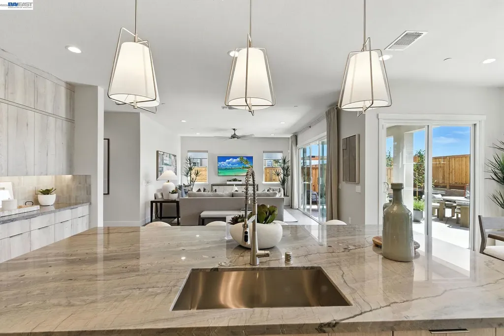 1589 Strathaven Place Brentwood CA 94513