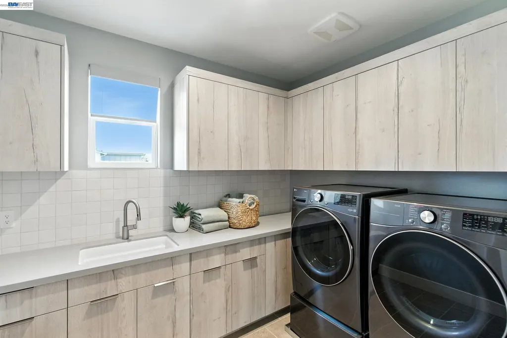 1589 Strathaven Place Brentwood CA 94513
