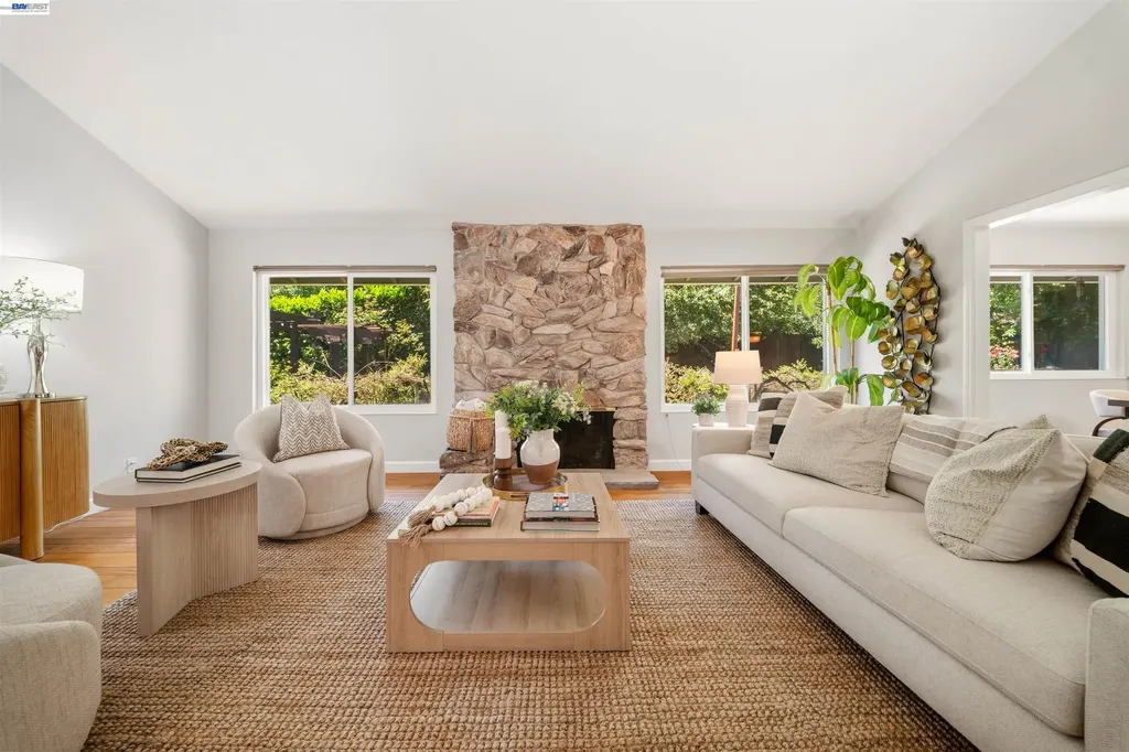 102 Brookfield Drive Moraga CA 94556
