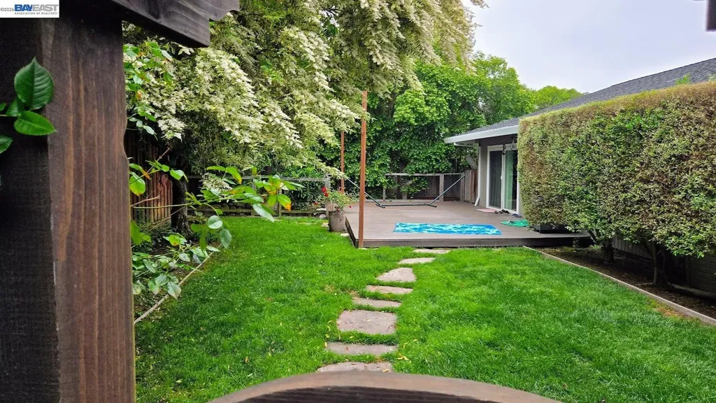 102 Brookfield Drive Moraga CA 94556