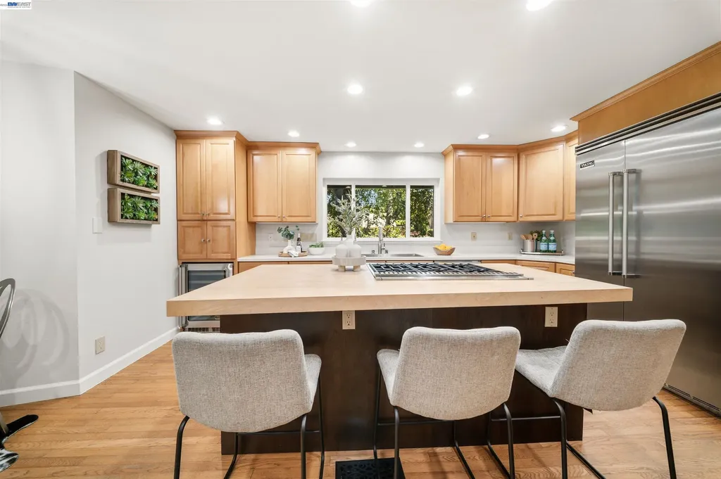 102 Brookfield Drive Moraga CA 94556
