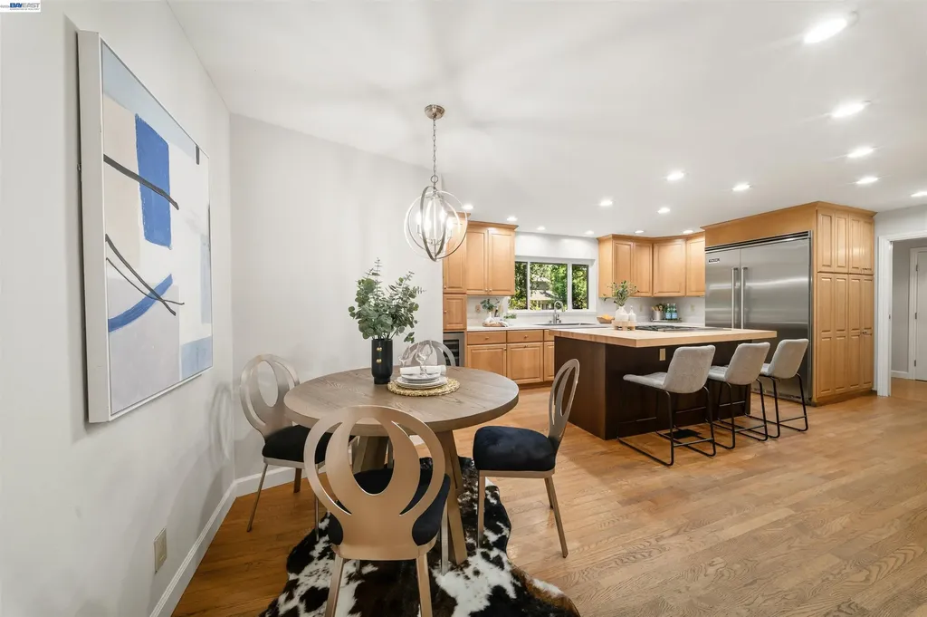 102 Brookfield Drive Moraga CA 94556