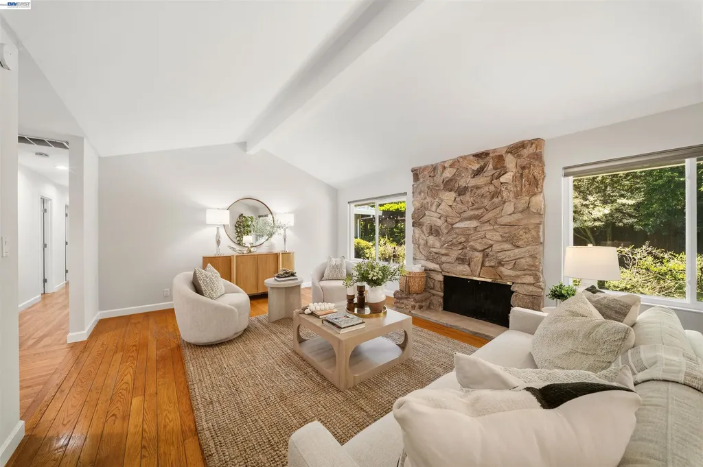 102 Brookfield Drive Moraga CA 94556