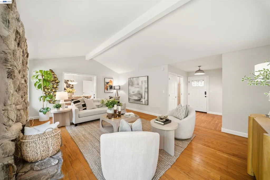 102 Brookfield Drive Moraga CA 94556