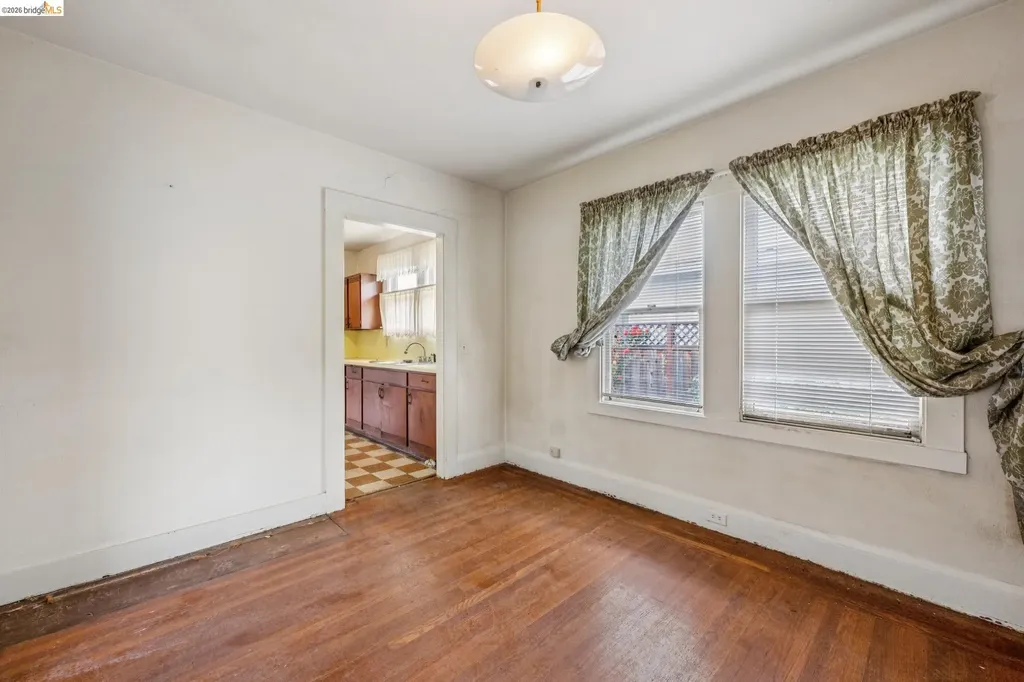 2534 Mathews Street Berkeley CA 94702