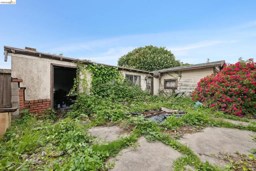 2534 Mathews Street Berkeley CA 94702
