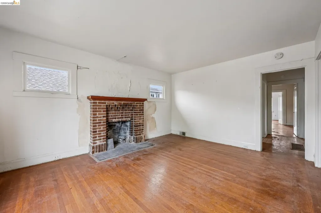 2534 Mathews Street Berkeley CA 94702