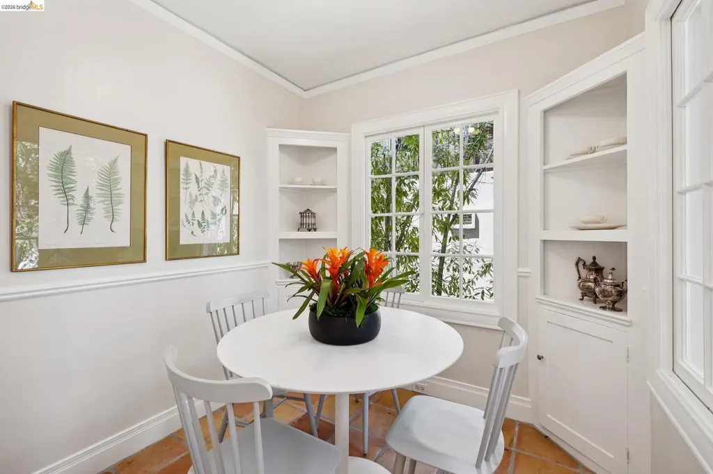 664 Vincente Avenue Berkeley CA 94707
