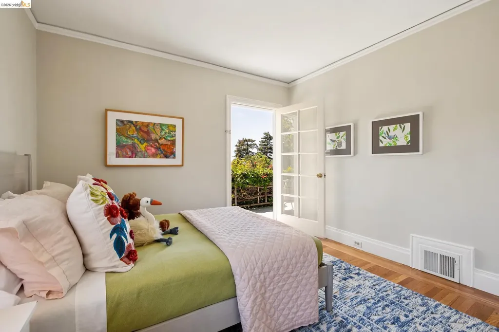 664 Vincente Avenue Berkeley CA 94707