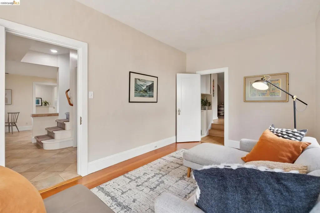 664 Vincente Avenue Berkeley CA 94707