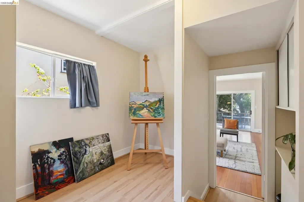664 Vincente Avenue Berkeley CA 94707