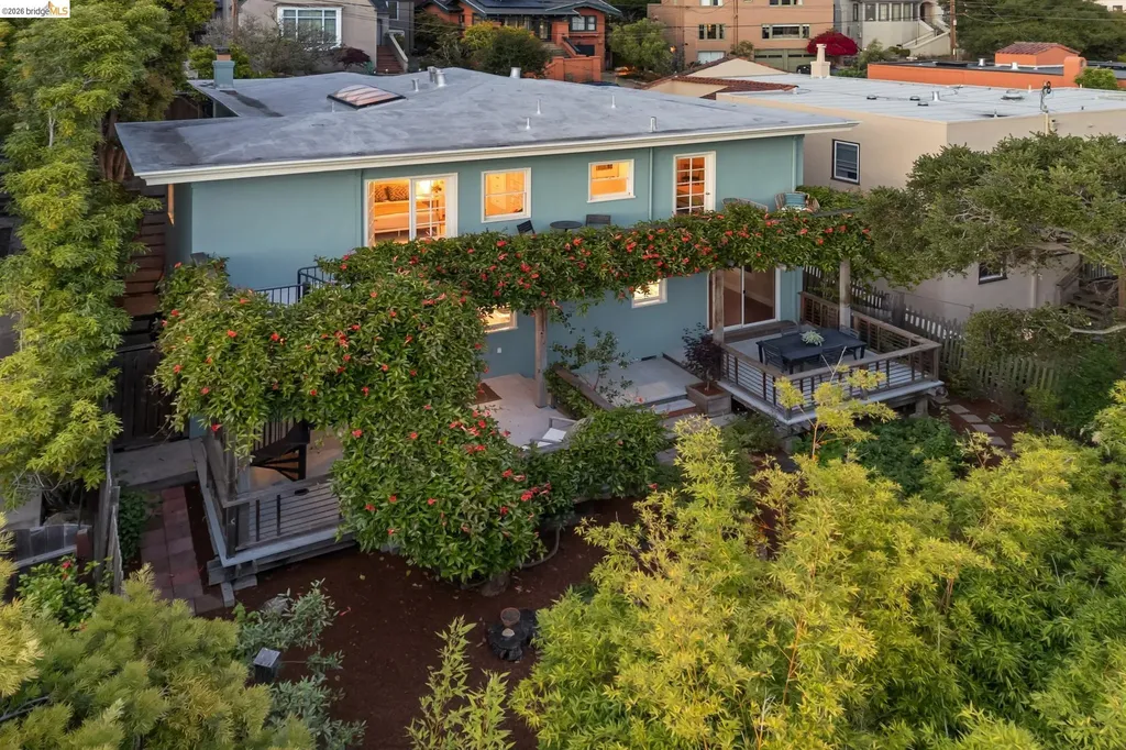 664 Vincente Avenue Berkeley CA 94707