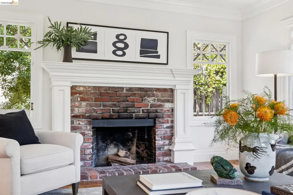 664 Vincente Avenue Berkeley CA 94707