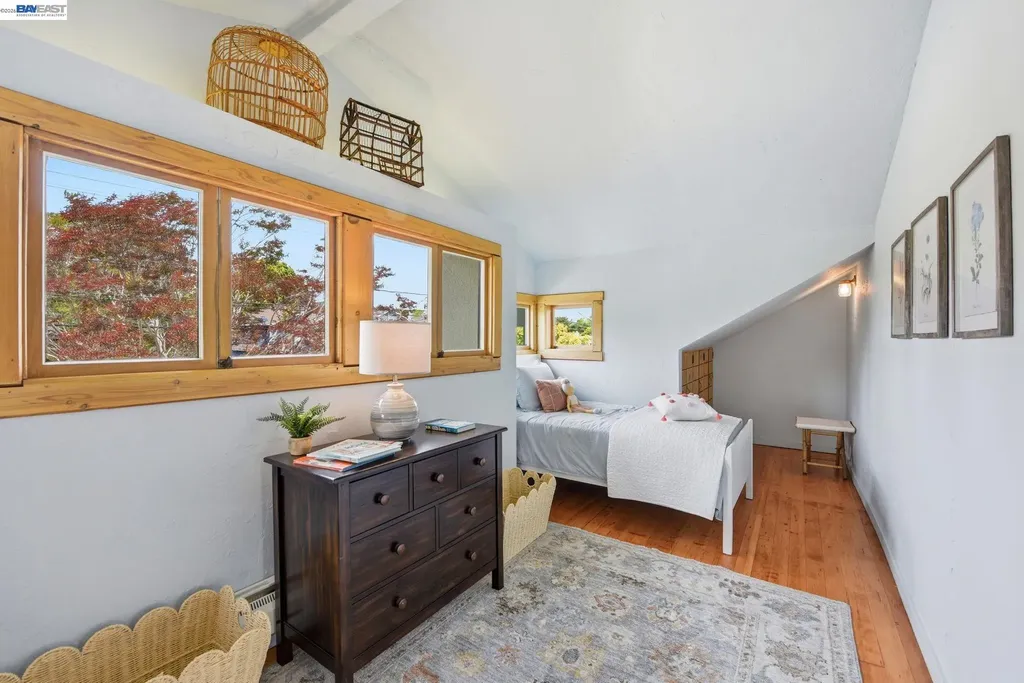 1420 Mound Street Alameda CA 94501