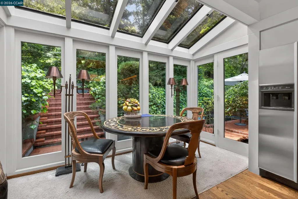 56 Camino Encinas Orinda CA 94563