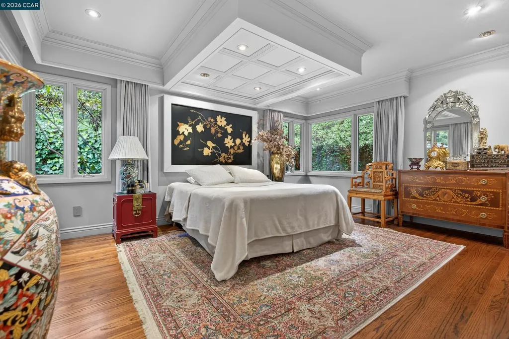 56 Camino Encinas Orinda CA 94563