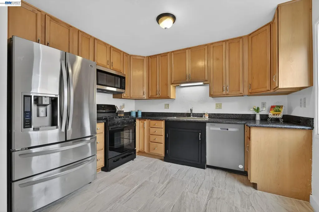 24657 Leona Drive Hayward CA 94542