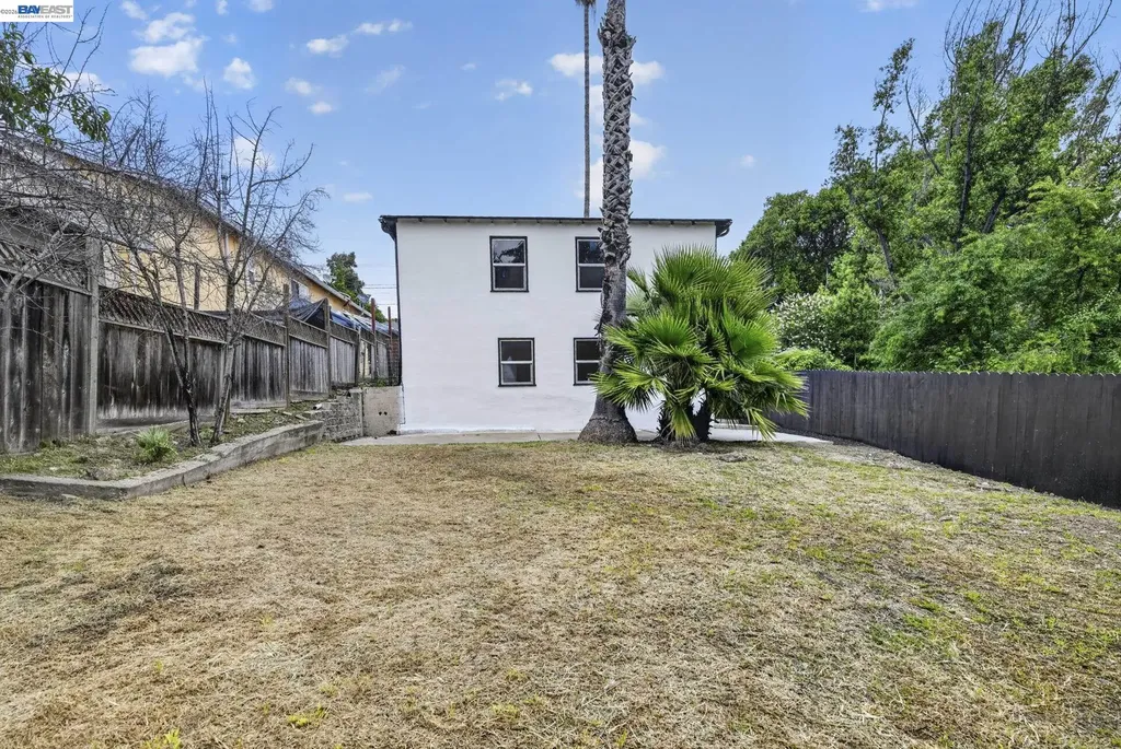 24657 Leona Drive Hayward CA 94542