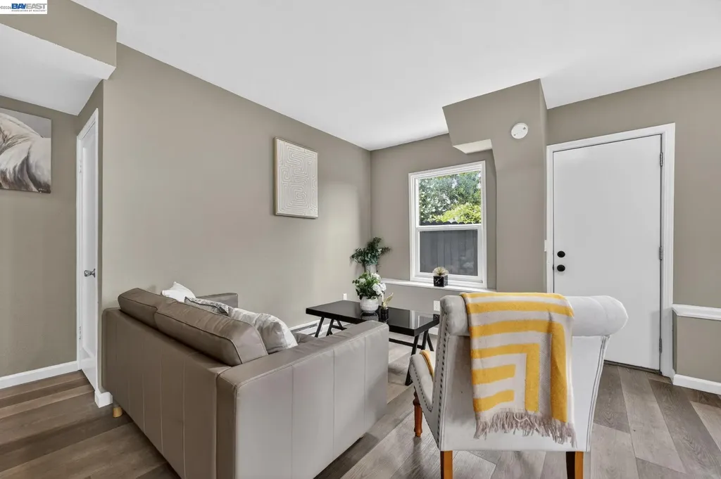 24657 Leona Drive Hayward CA 94542