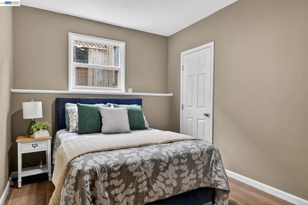 24657 Leona Drive Hayward CA 94542