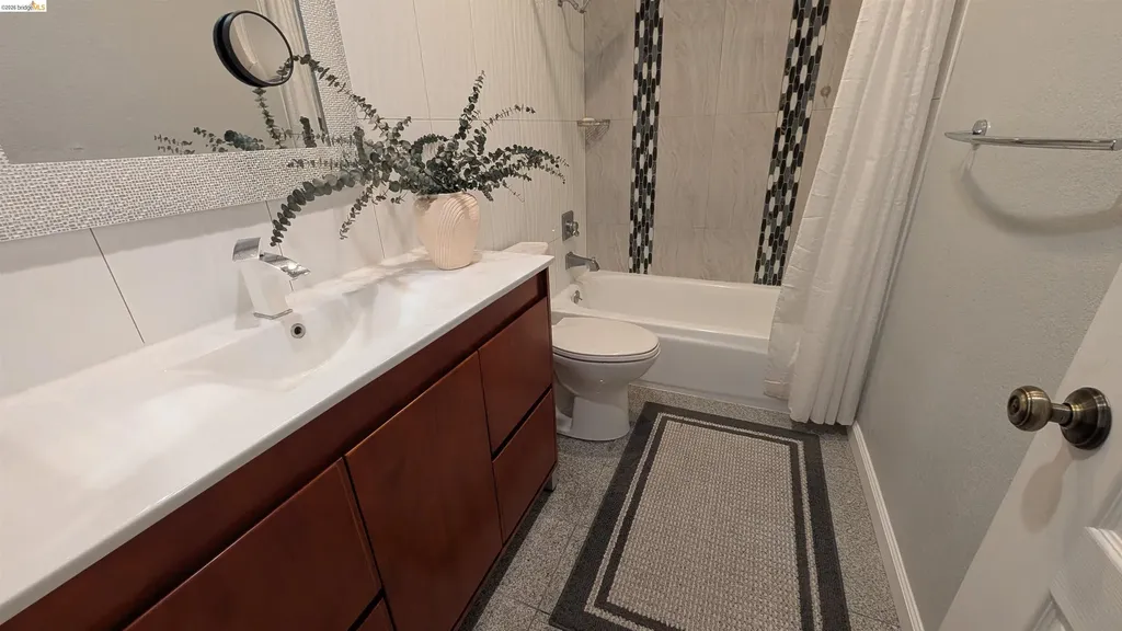 10013 Foxboro Circle San Ramon CA 94583