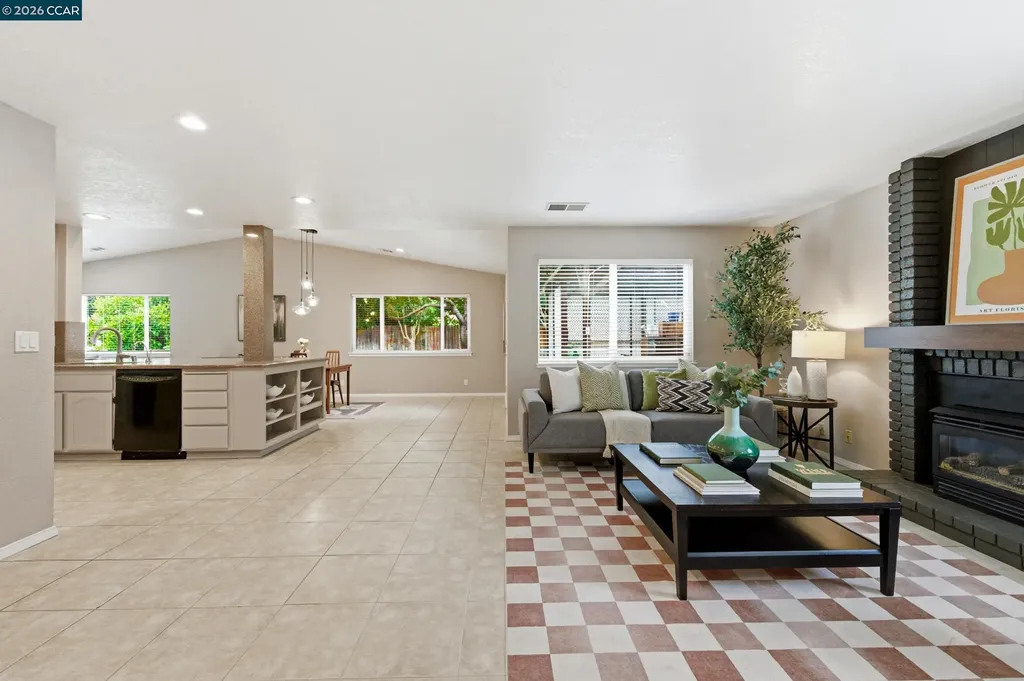 877 Dover Circle Benicia CA 94510