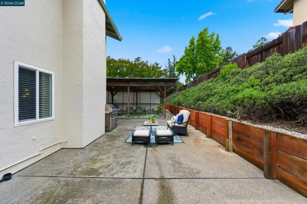 877 Dover Circle Benicia CA 94510