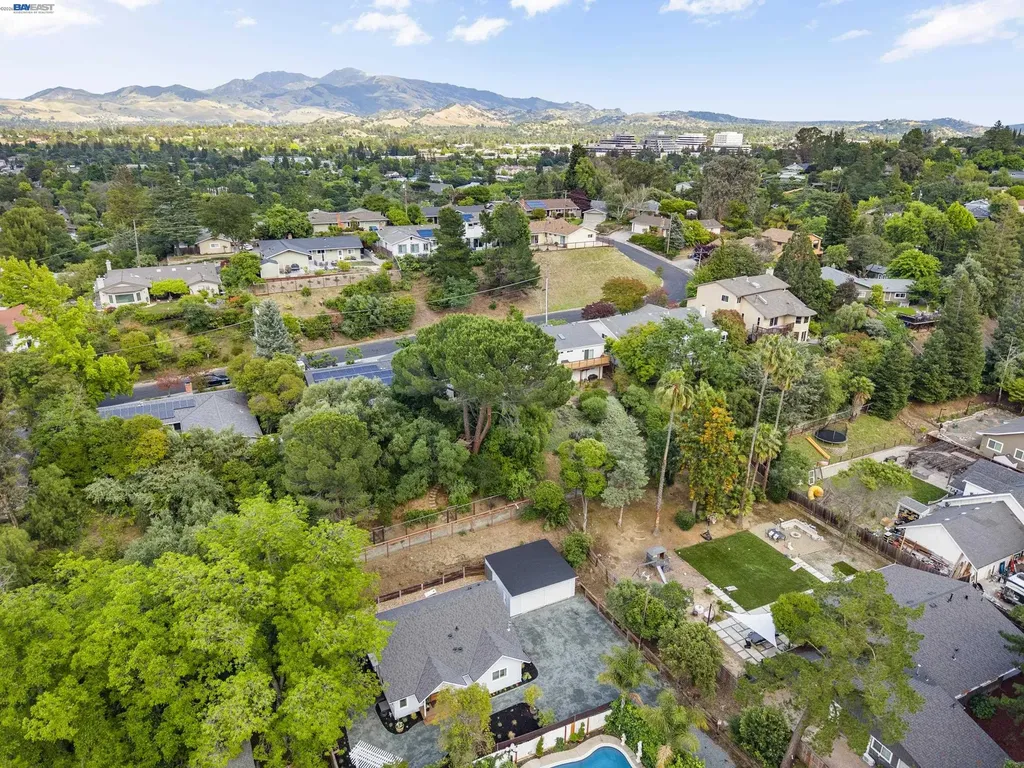 2464 Larkey Lane Walnut Creek CA 94597