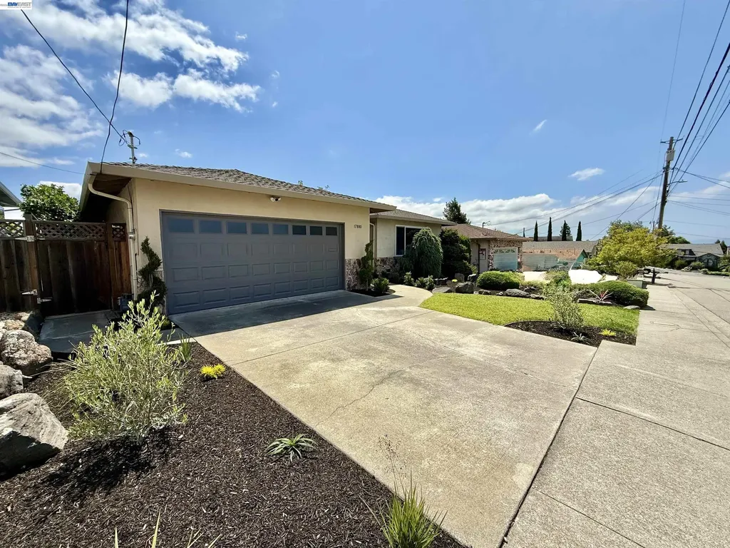 17880 Apricot Way Castro Valley CA 94546