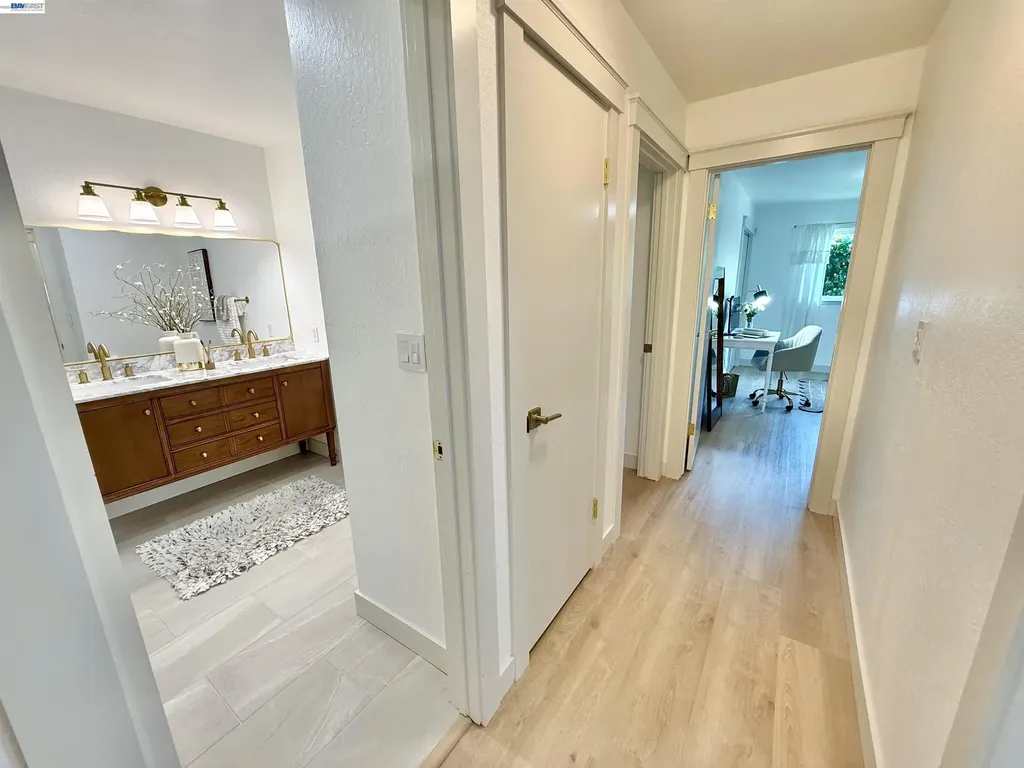 17880 Apricot Way Castro Valley CA 94546
