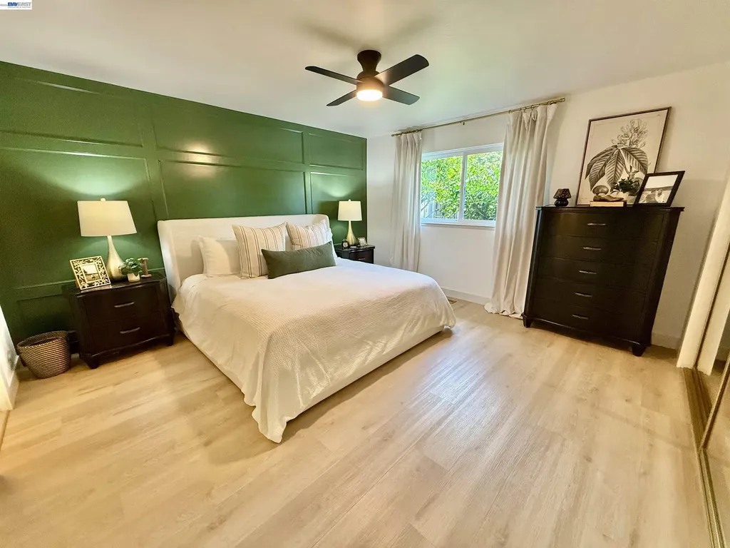 17880 Apricot Way Castro Valley CA 94546