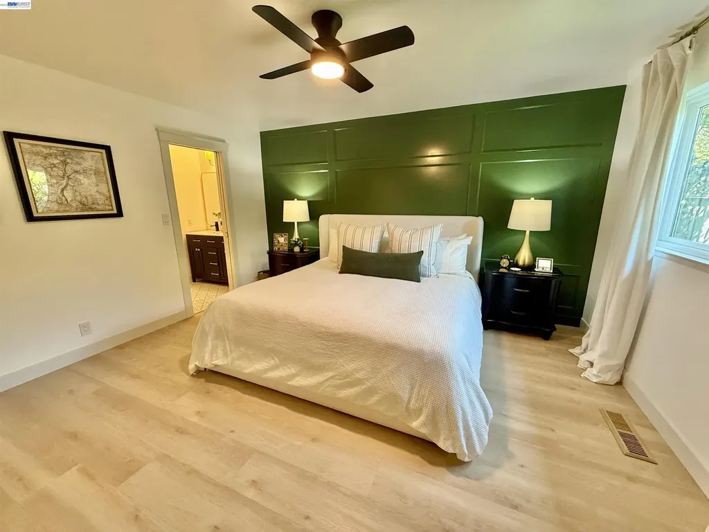 17880 Apricot Way Castro Valley CA 94546