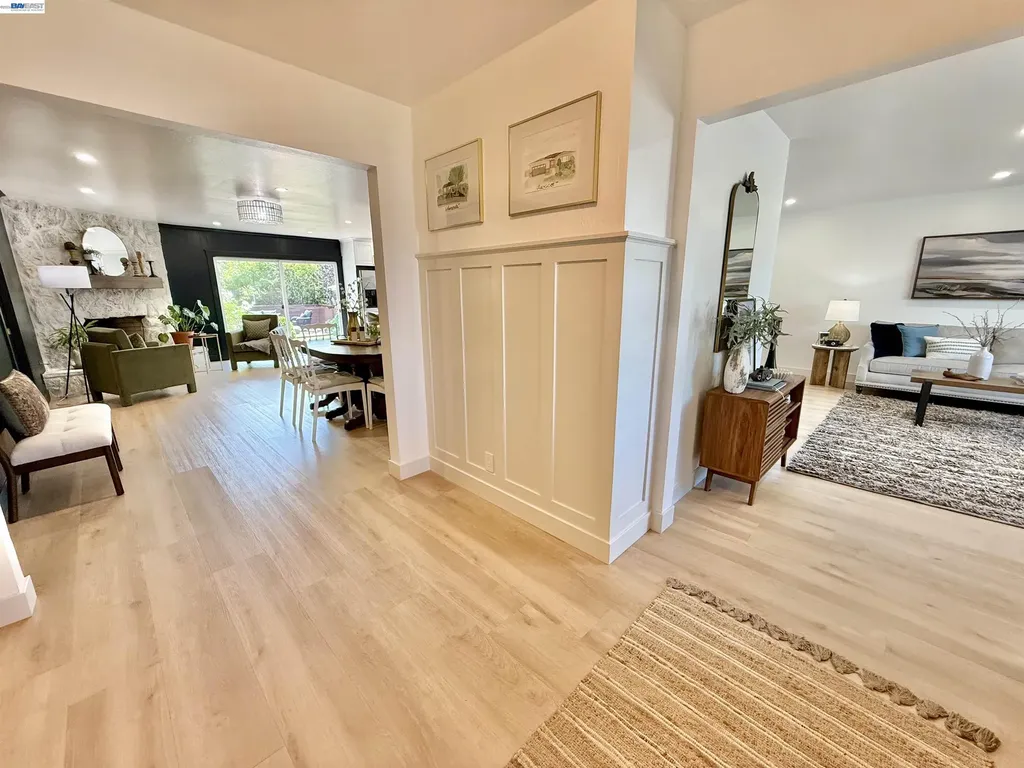 17880 Apricot Way Castro Valley CA 94546