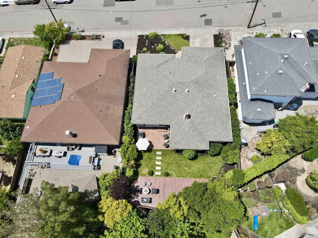17880 Apricot Way Castro Valley CA 94546