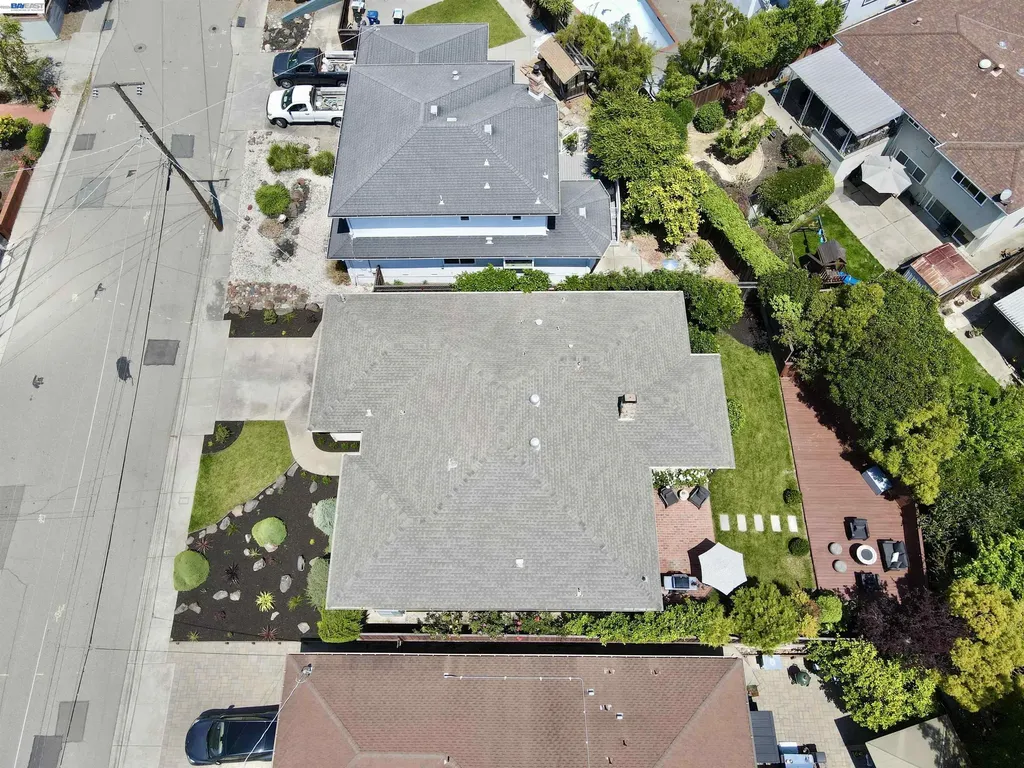 17880 Apricot Way Castro Valley CA 94546