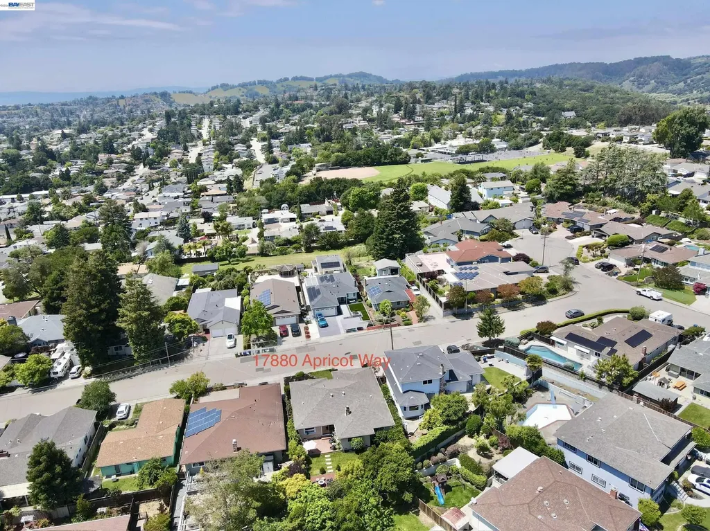 17880 Apricot Way Castro Valley CA 94546