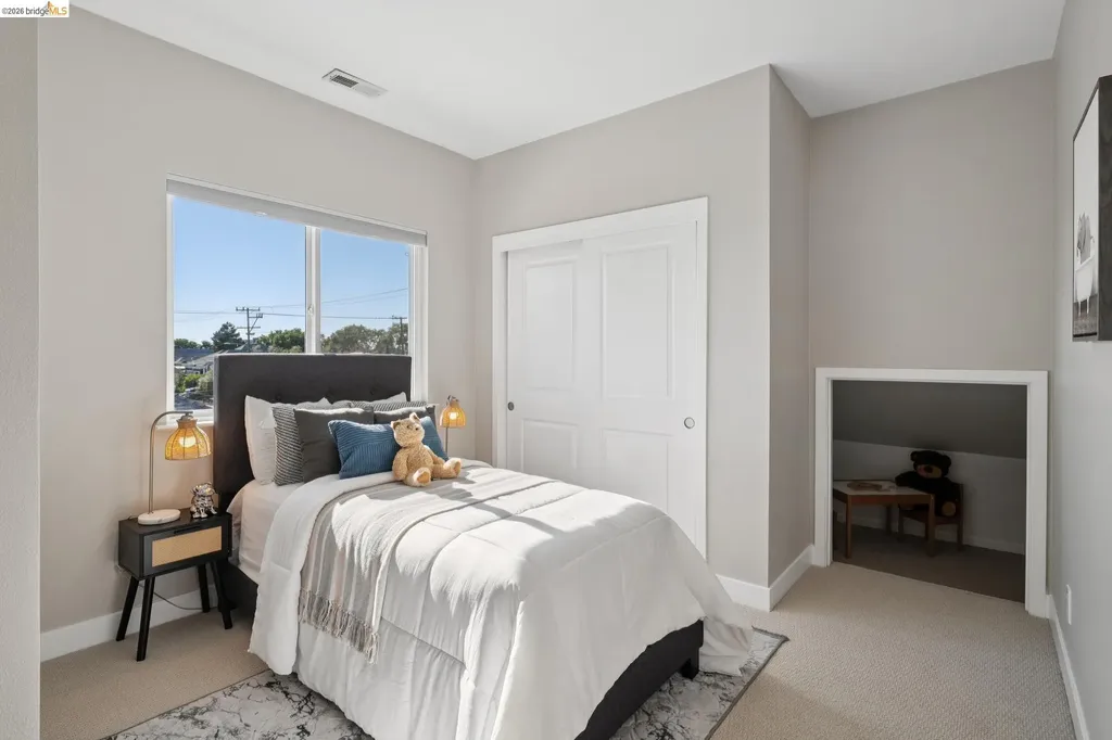 969 63rd Street Oakland CA 94608