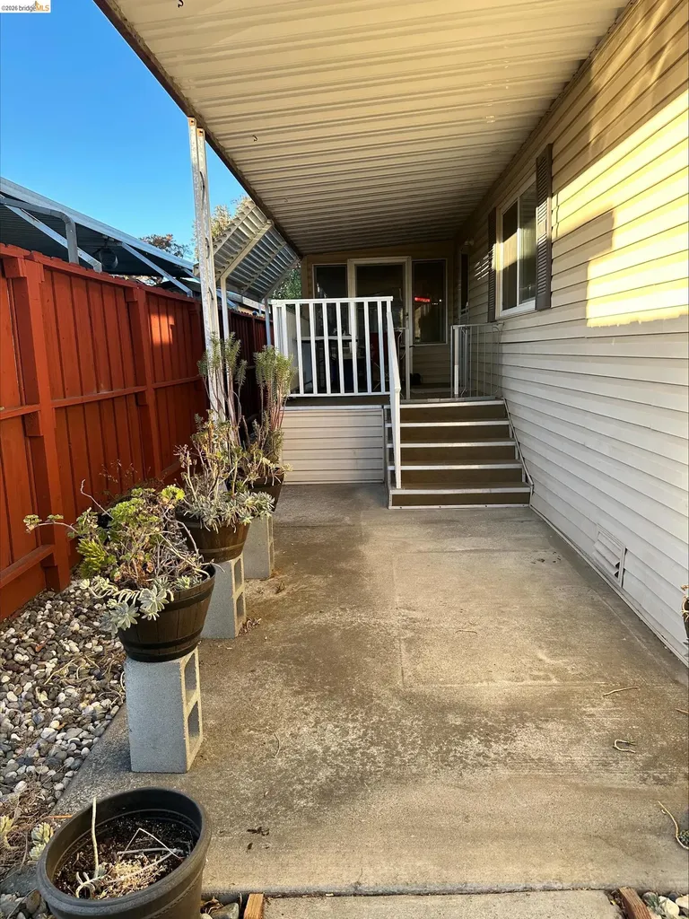1515 Polaris Pittsburg CA 94565