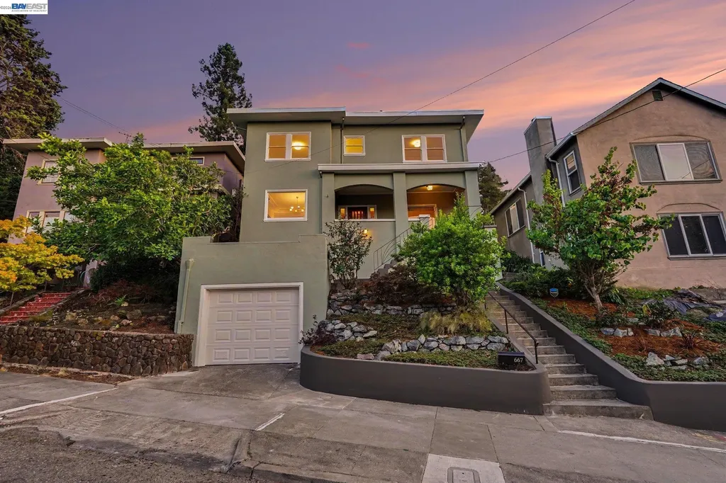 667 Rosal Avenue Oakland CA 94610