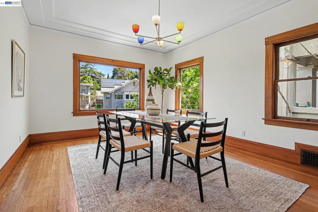 667 Rosal Avenue Oakland CA 94610