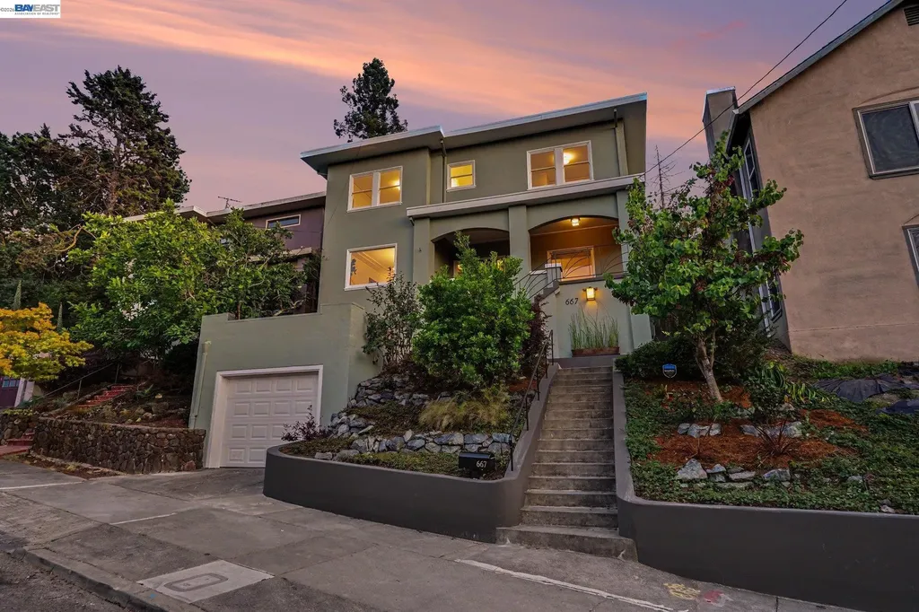 667 Rosal Avenue Oakland CA 94610