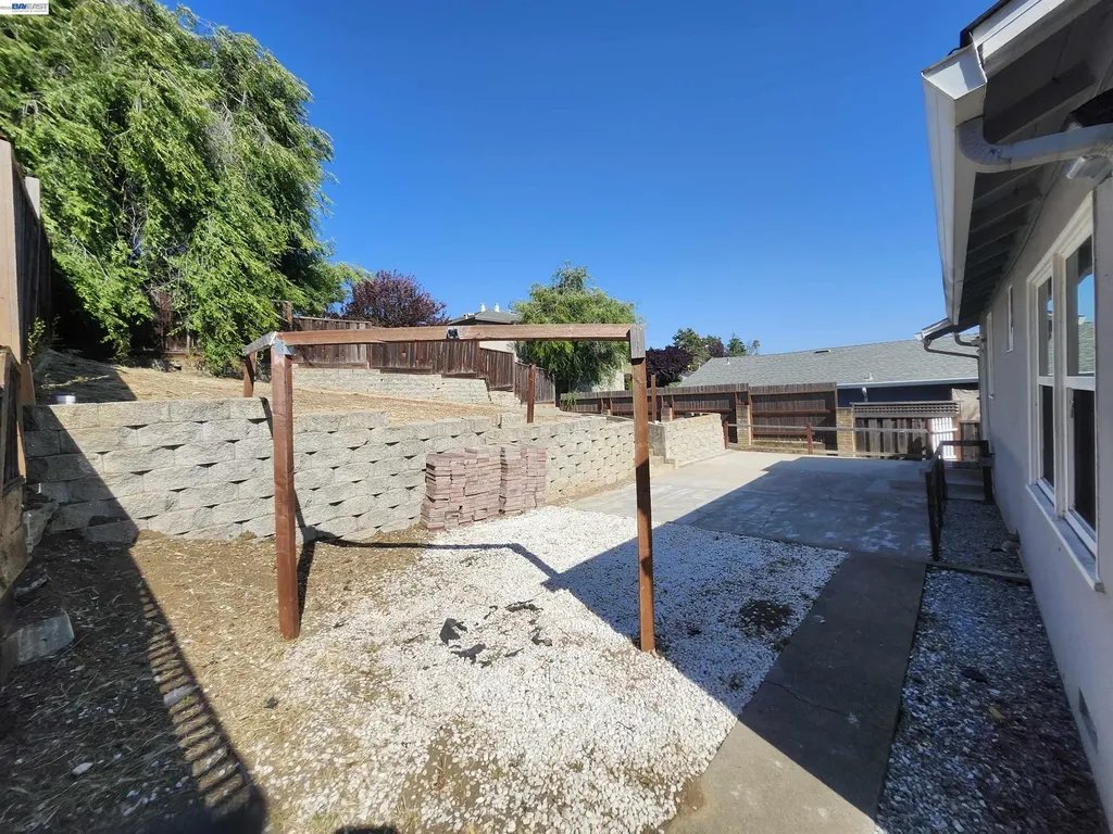18680 Stanton Avenue Castro Valley CA 94546