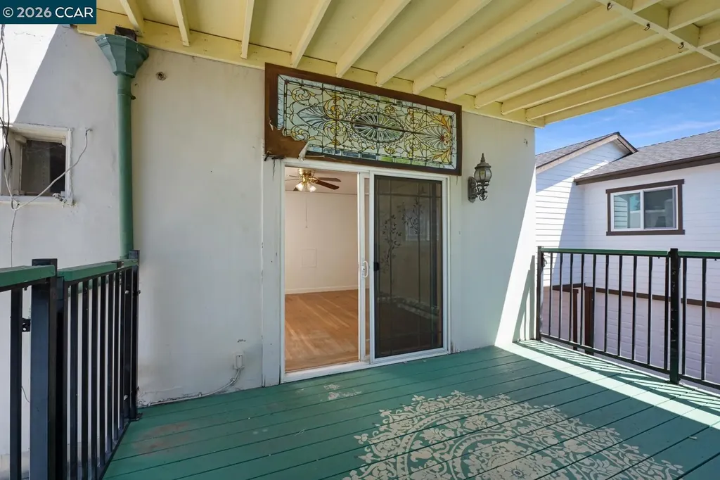477 10th Street Pittsburg CA 94565