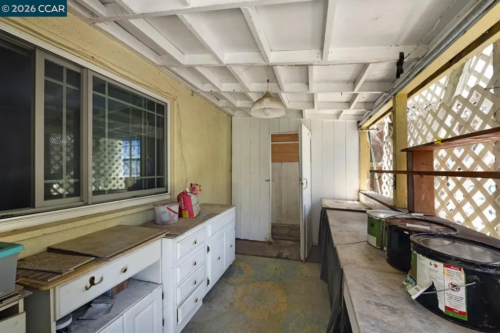 477 10th Street Pittsburg CA 94565