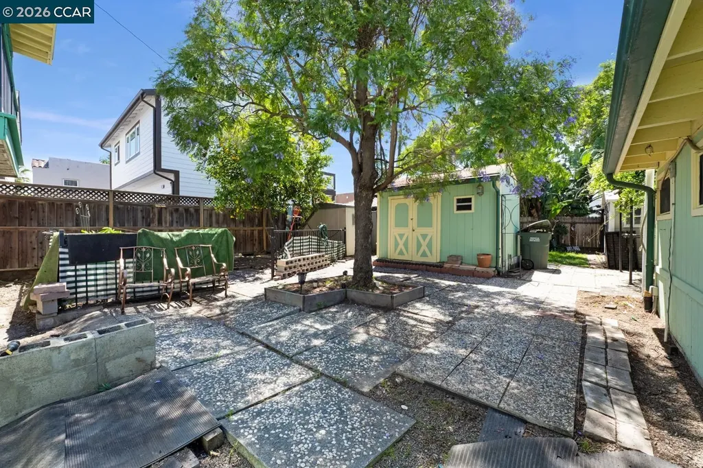 477 10th Street Pittsburg CA 94565