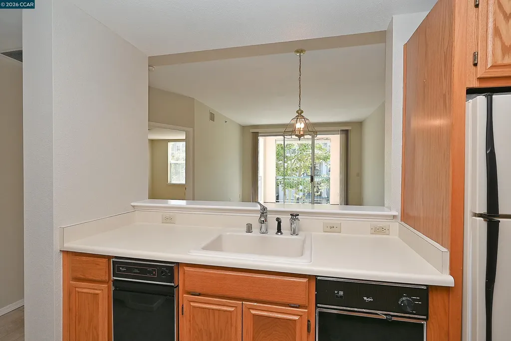 1840 Tice Creek Drive Walnut Creek CA 94595